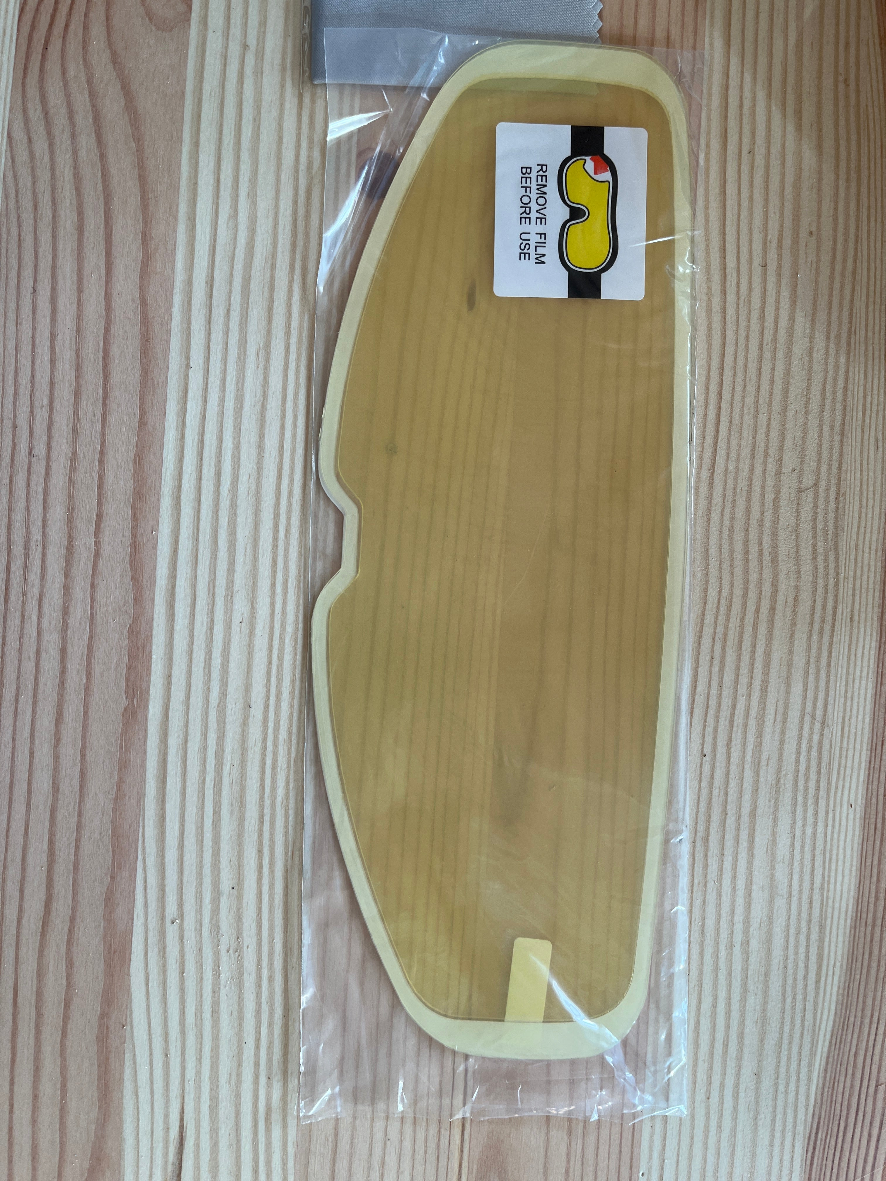 Anti-fog visor inserts