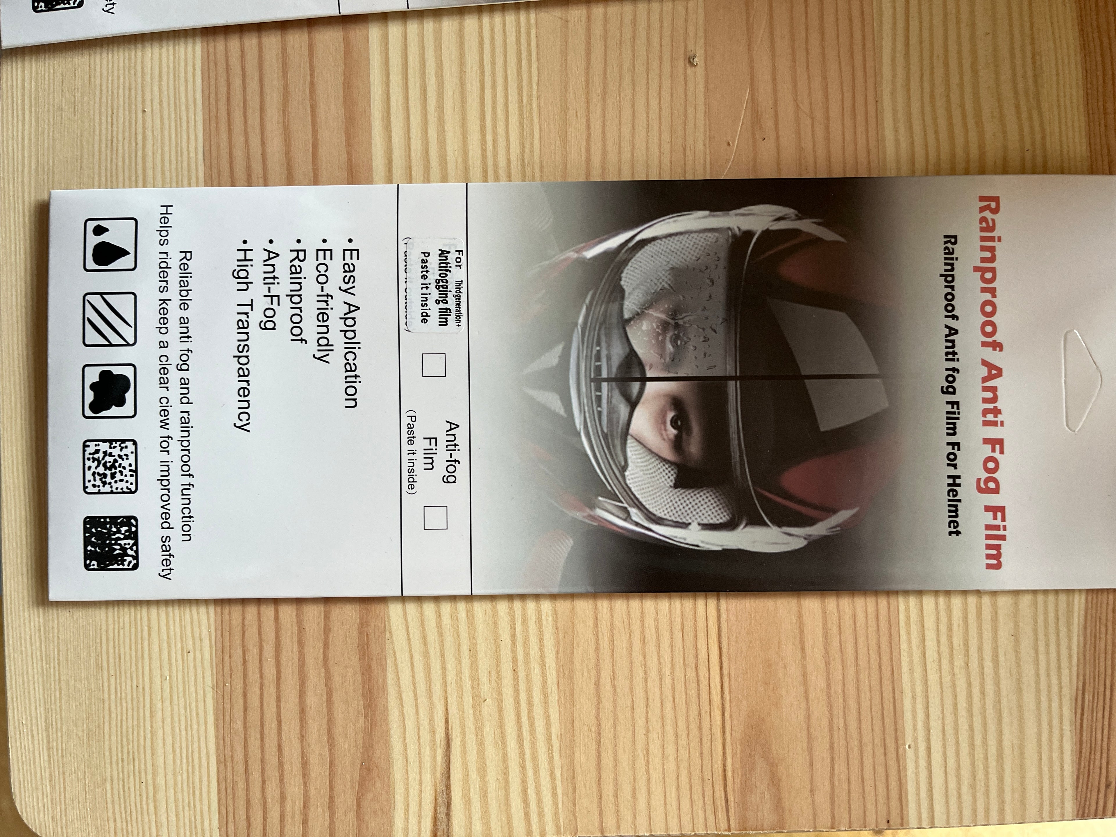Anti-fog visor inserts